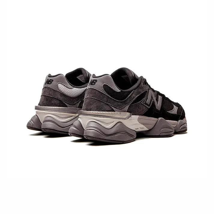 TechMotion 9060 Runner – Black & Castlerock Performance Sneaker
