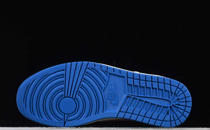 NovaVault Retro Court Low – Sail Blue Reverse Panel Sneaker
