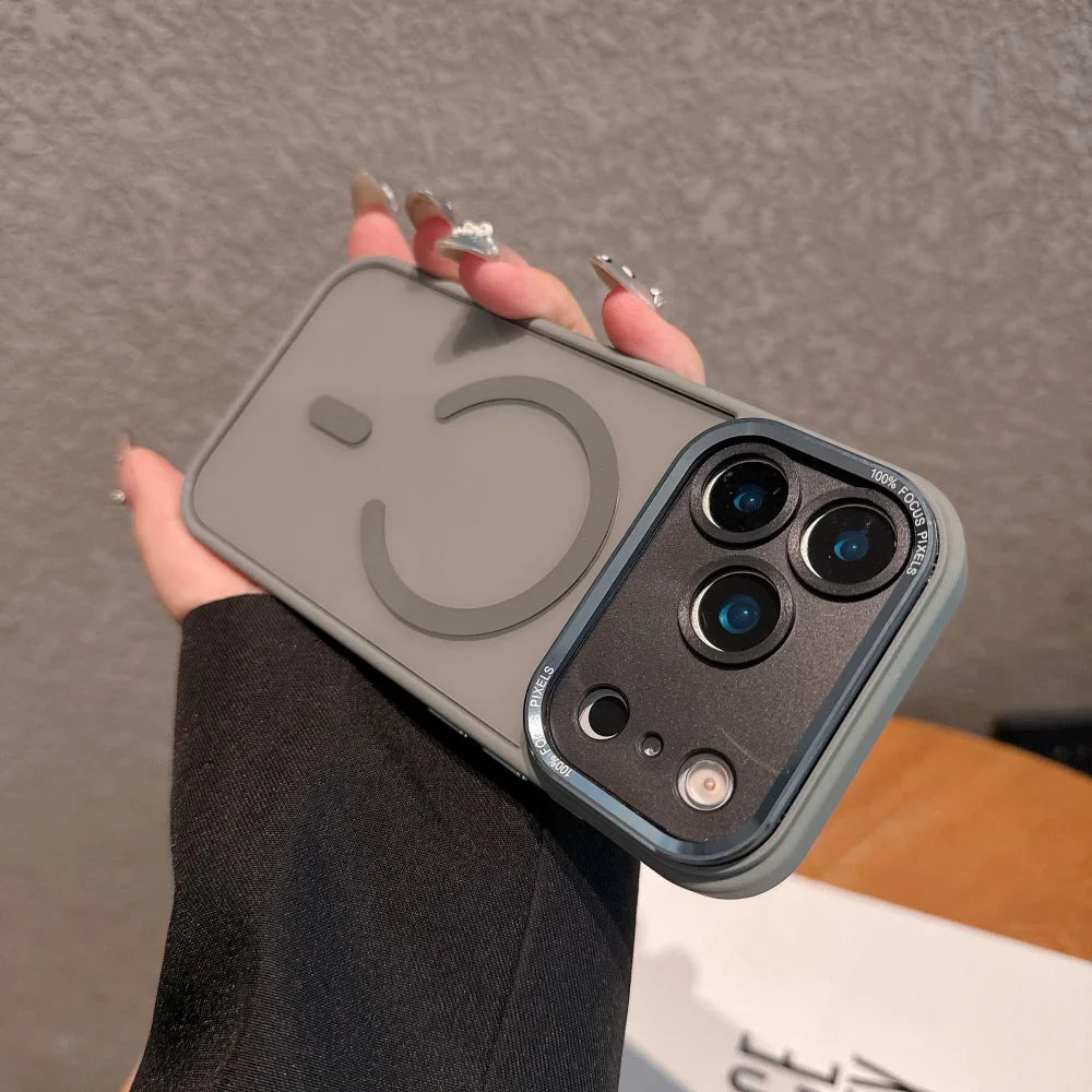 MagClear Armor: Ultra-Transparent MagSafe Case