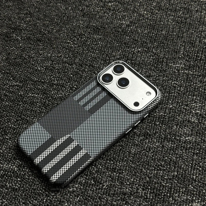 Carbon Fiber Pattern MagSafe Case — Shock-Resistant Protection
