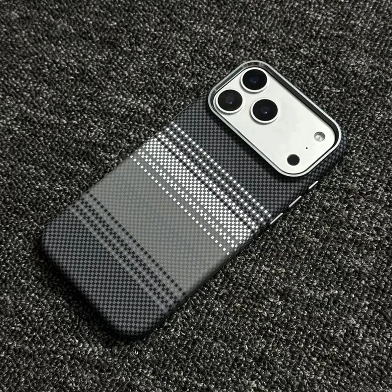 Carbon Fiber Pattern MagSafe Case — Shock-Resistant Protection