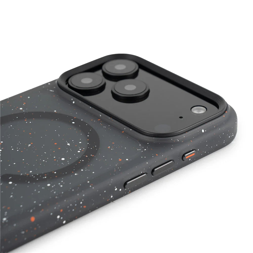 Sleek Magnetic Patterned Case