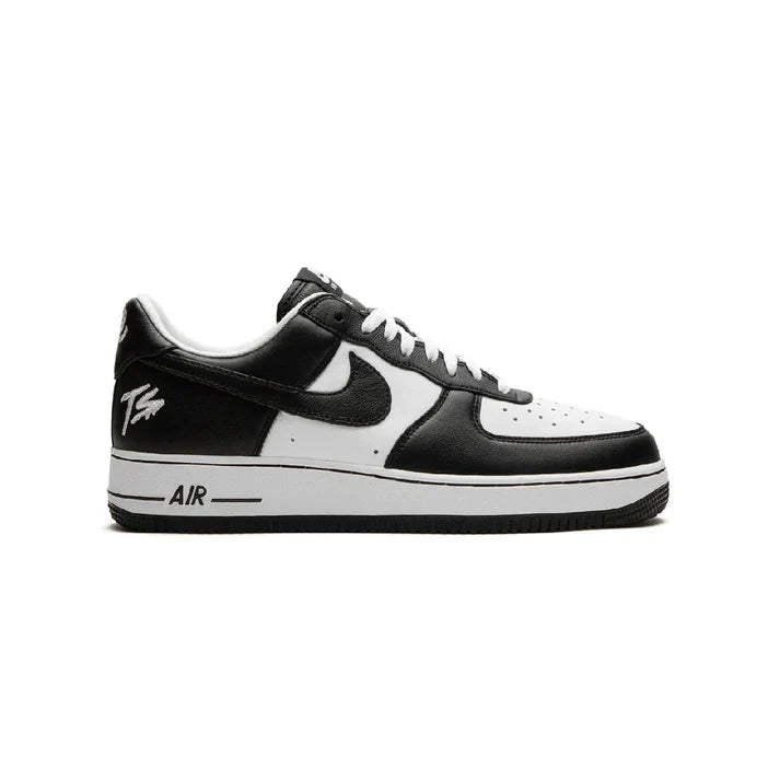 Black & White Classic Leather Court Sneaker | Trevora CourtMark™