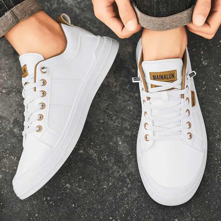 Classic Low-Top Sneaker – Clean Leather-Look Casual Shoes for Everyday Wear