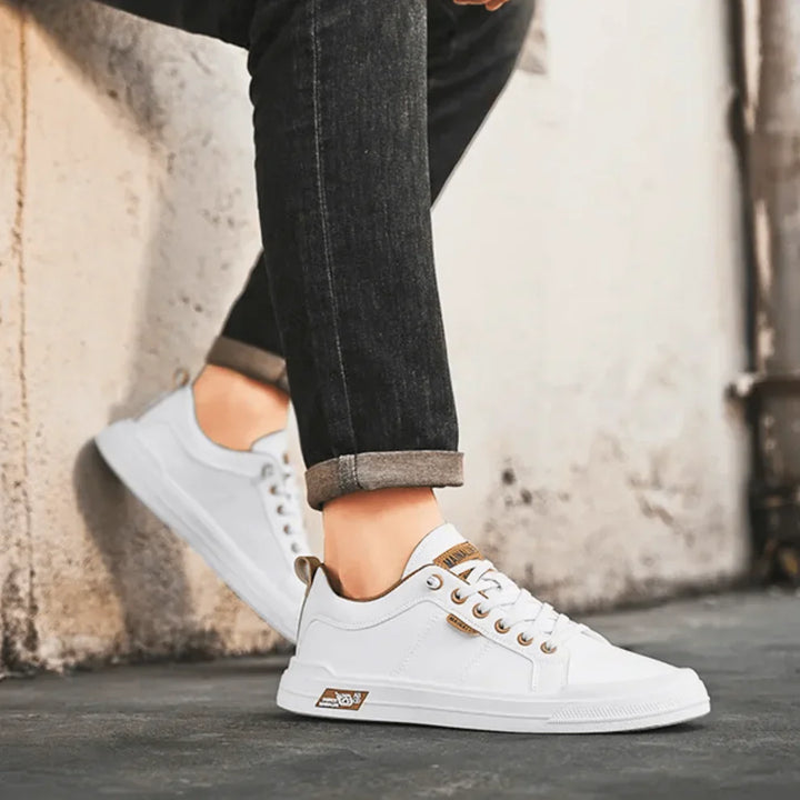 Classic Low-Top Sneaker – Clean Leather-Look Casual Shoes for Everyday Wear